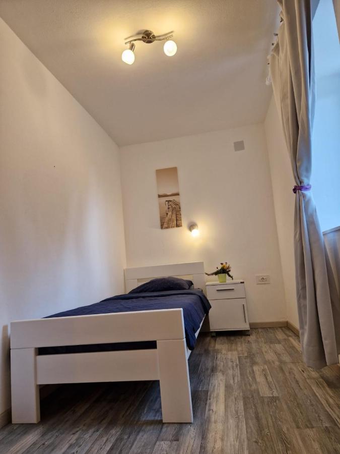 Lavanda Apartman 1 Cres Exterior photo